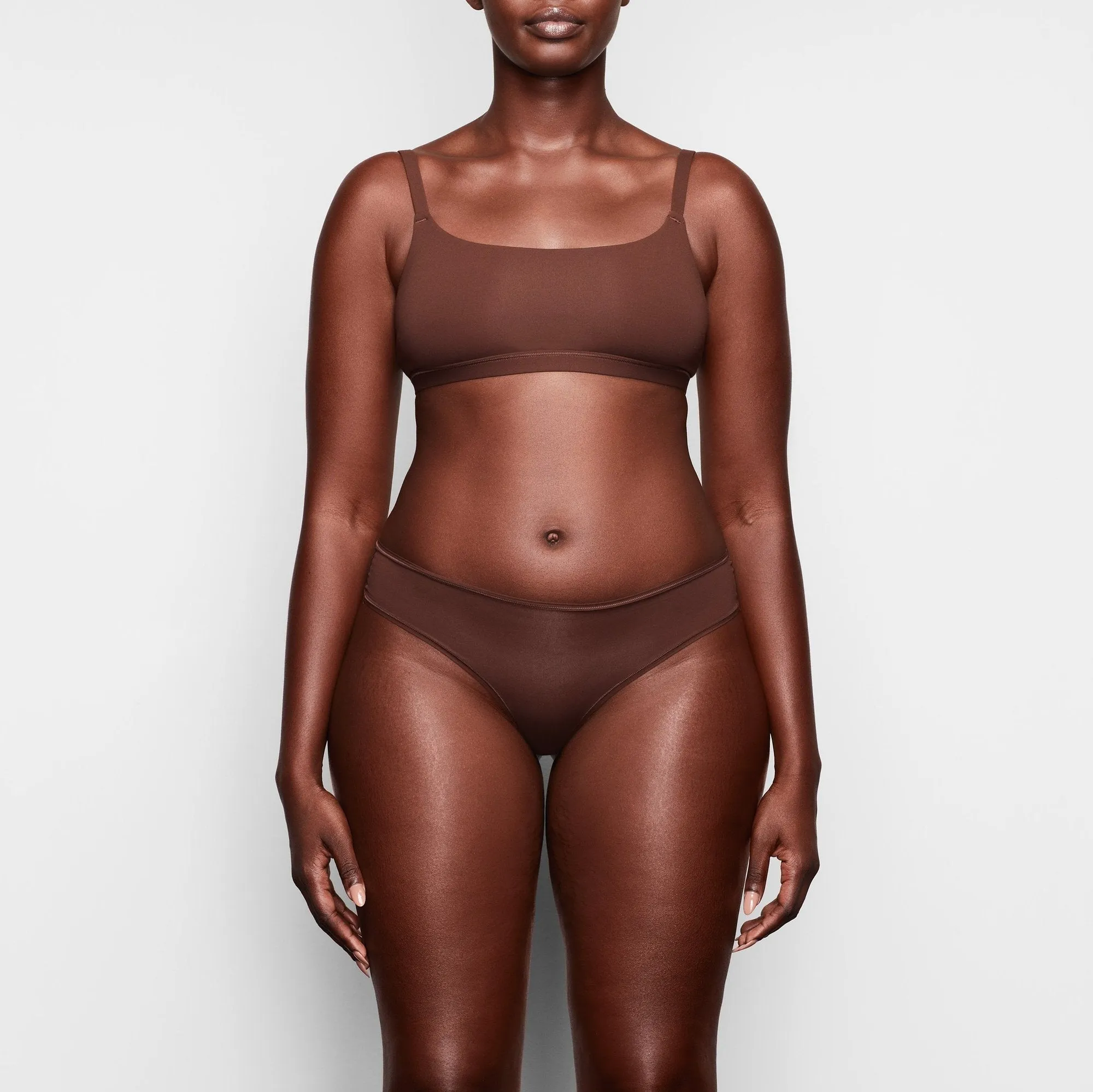 FITS EVERYBODY THONG | COCOA