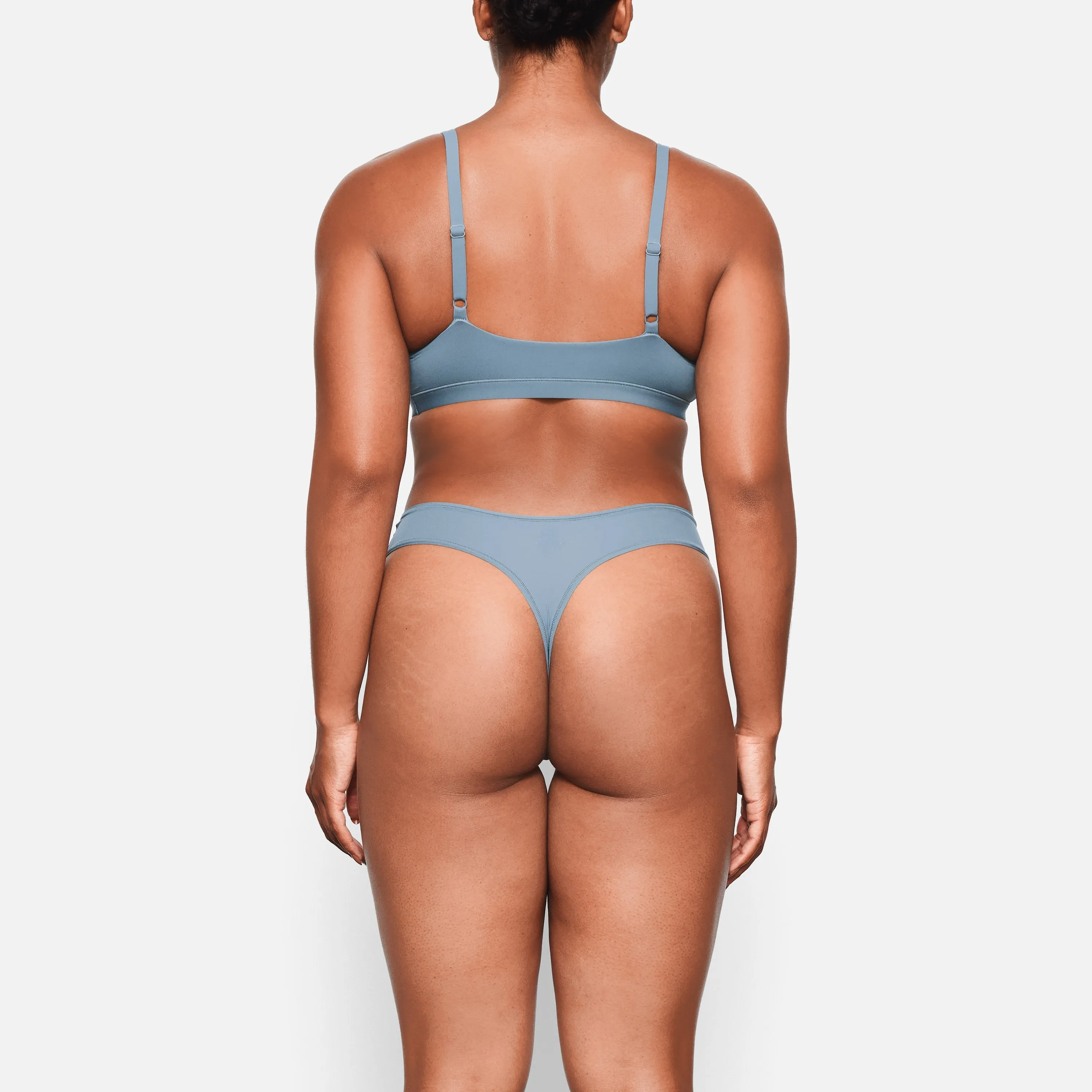 FITS EVERYBODY THONG | KYANITE