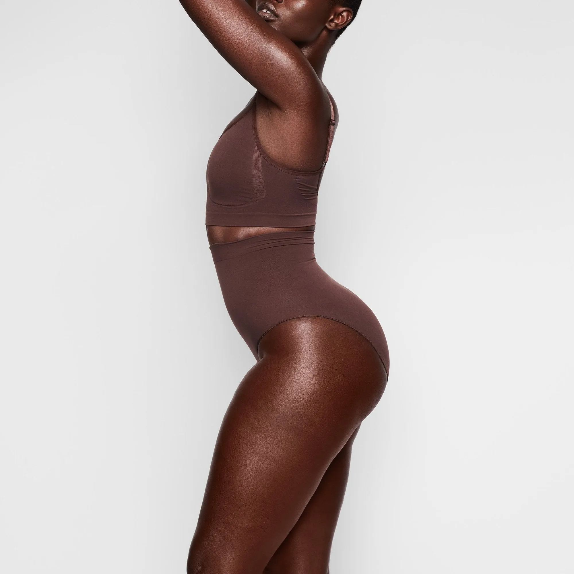 SCULPTING MID WAIST BRIEF | COCOA